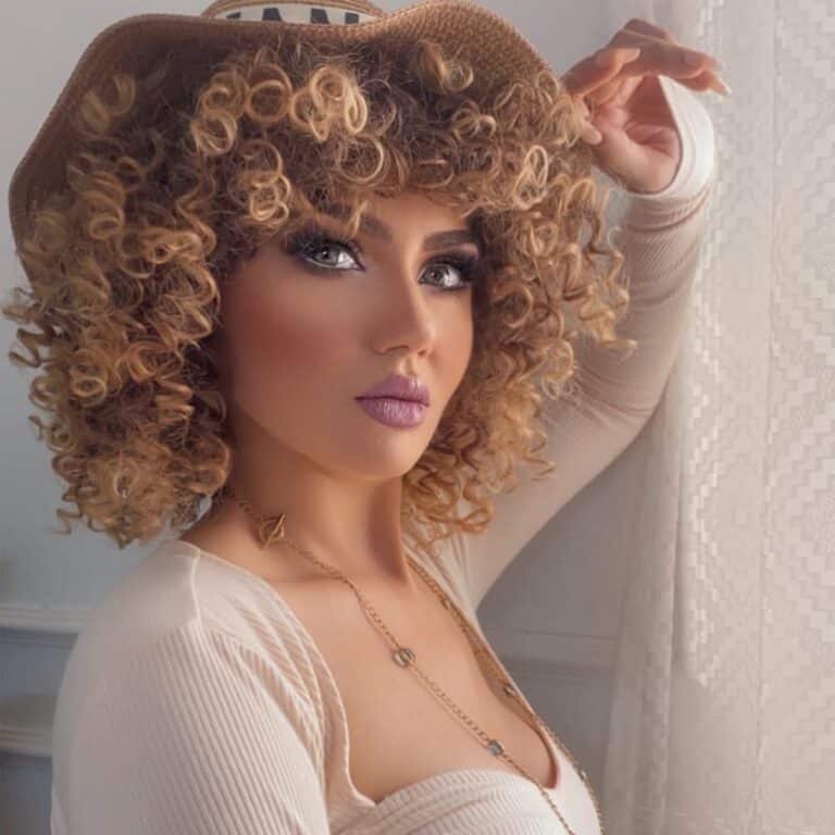 مشاعل الغنام – ميكب ارتست تبرز جمالك الطبيعي بأسلوب خليجي راقٍ جمالك الطبيعي