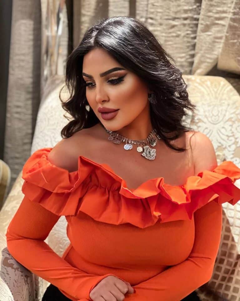 مشاعل الغنام: أفضل ميكب أرتست في الرياض لمكياج السهرات والمناسبات الفاخرة 2026 أفضل ميكب أرتست