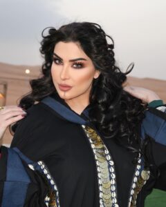 المدونة خبيرة التجميل مها الغنام تقدم أحدث صيحات مكياج العرايس في الرياض 2026