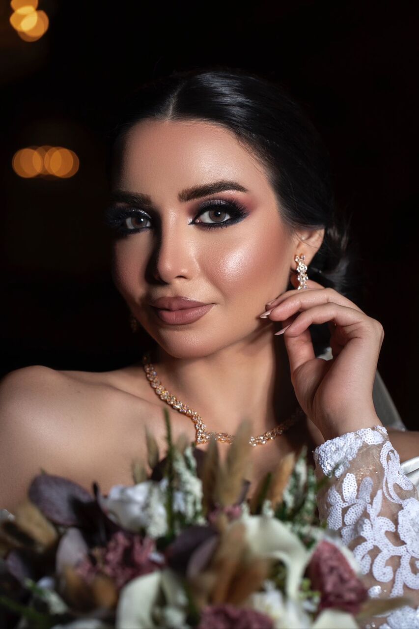 خدماتنا مكياج عروس فخم