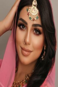 مكياج سهرات فخم يضاهي صالونات العليا بأنامل مها الغنام