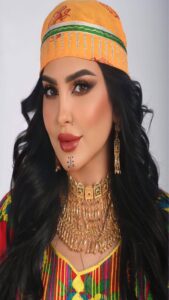 ارتست ميك اب 2026 | دليل شامل لاحتراف فن التجميل وإبراز جمال الملامح